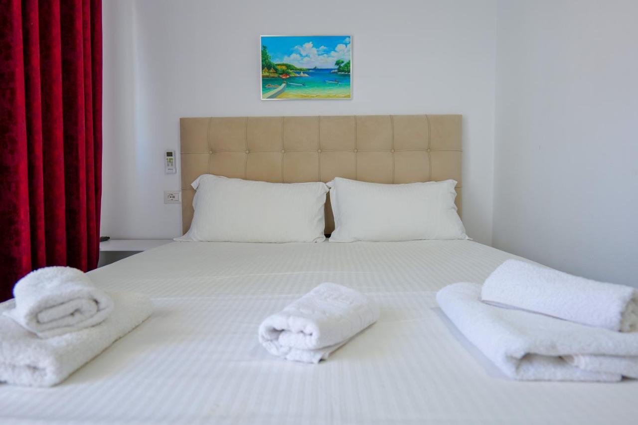 Guest House Gerard Ksamil Esterno foto