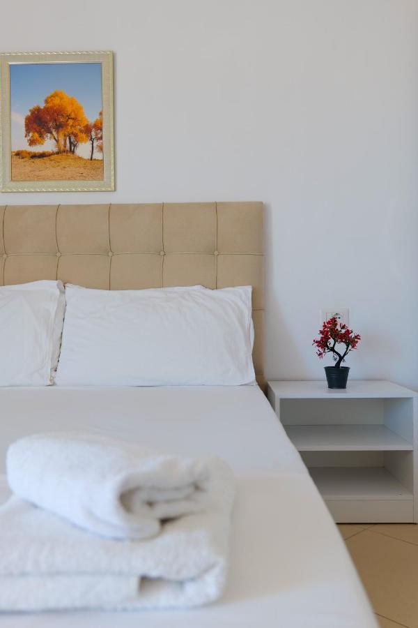 Guest House Gerard Ksamil Esterno foto