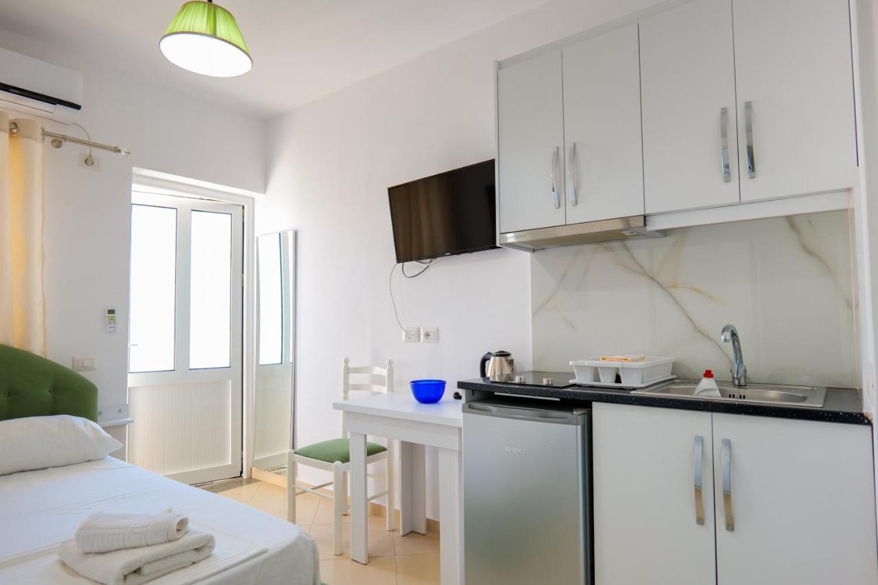 Guest House Gerard Ksamil Esterno foto