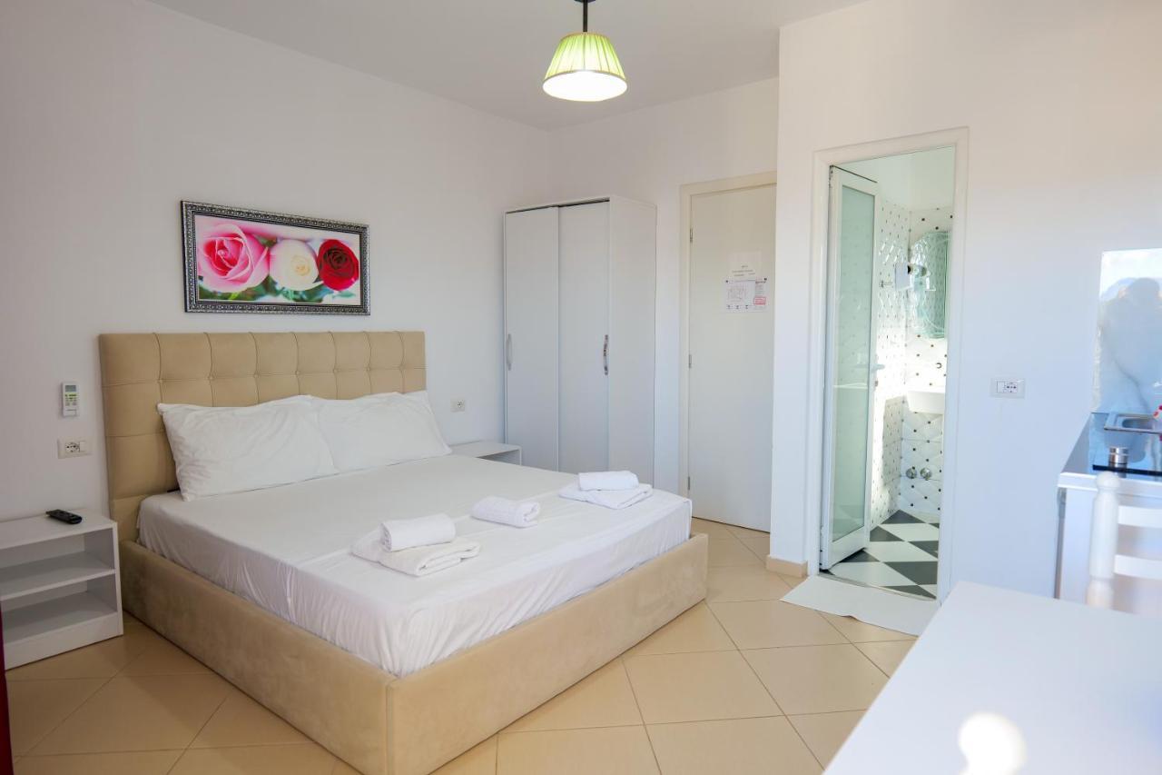 Guest House Gerard Ksamil Esterno foto