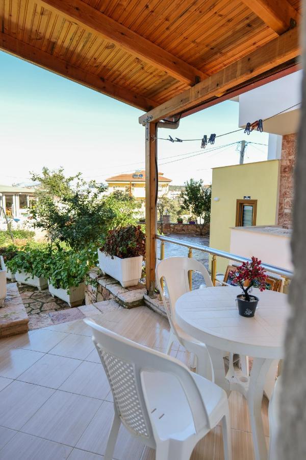 Guest House Gerard Ksamil Esterno foto